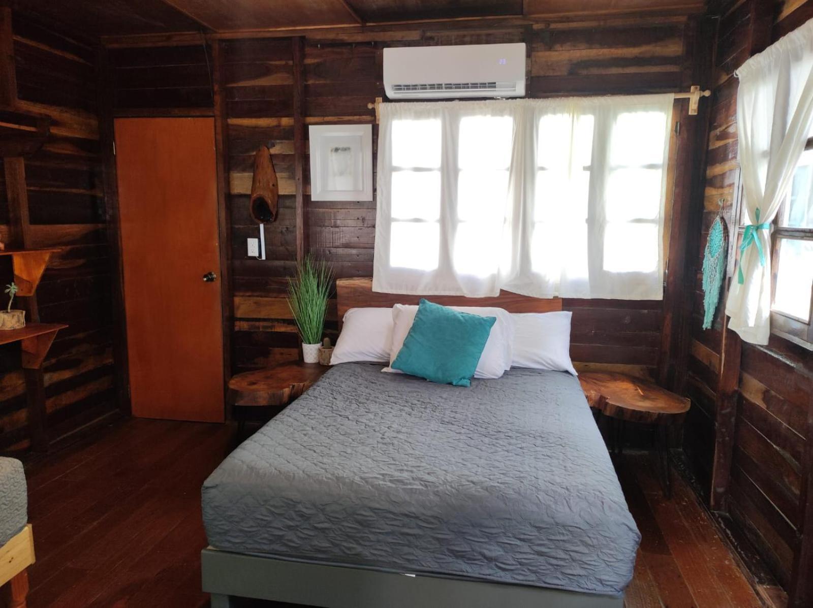 Cabana Con Muelle Privado En La Laguna De บากาลาร์ ภายนอก รูปภาพ